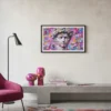תמונת פוסטר עם מסגרת של ראש פסל דוד בעיצוב פופ ארט צבעוני, עם אלמנטים של גרפיטי וניאון.