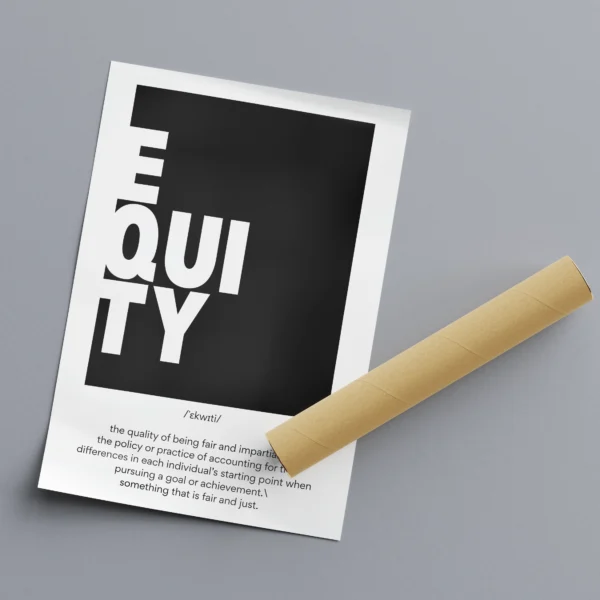 תמונת קנבס שחור לבן המציגה את המילה 'EQUITY' וכיתובי הגדרה קצרים סביבה.