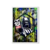 תמונת פופ ארט של קסדת דארת' ויידר בשחור לבן, עם כתמי וטיפות צבע ירוק, כחול וצהוב בסגנון גרפיטי.